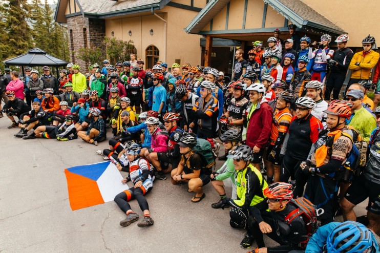 The-Tour-Divide-Race-Grand-Depart-in-Banff-37-1335x890